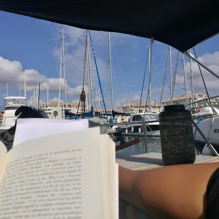 Jolis Voiliers De 6m Pour Experience Insolite Sur Port Et Port Santa Lucia St Raphael *